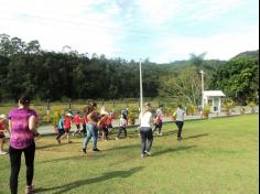 1º ano D reúne familiares para confraternização no Espaço Verde