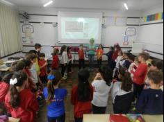 3º ano D toca, canta e encanta