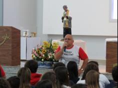 Colégio Salesiano celebra 202 anos do nascimento de Dom Bosco