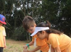 Grupo Pequenos Cientistas – 1º ano D – aprende e se diverte no Espaço Verde