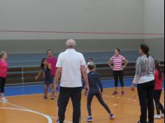 Aula de Educação Física com os avós nos segundos anos