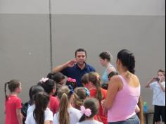 Aula de Educação Física com os avós nos segundos anos