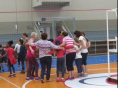 Aula de Educação Física com os avós nos segundos anos