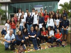 2º ano do Ensino Médio em aula de campo À UNIVALI