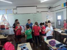 3º ano B em: Corpo e movimento.