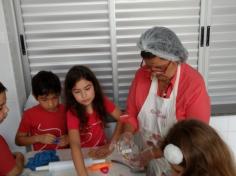 2º ano C recebe a vovó Rosa