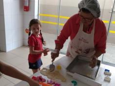 2º ano C recebe a vovó Rosa