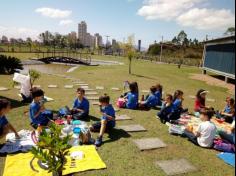 Grupo Felinos e Oceano brincam no Espaço Verde