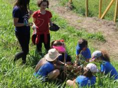 Grupo Mentes Iluminadas aprende e se diverte no espaço verde