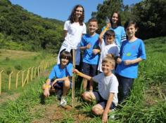 Grupo Mentes Iluminadas aprende e se diverte no espaço verde