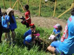 Grupo Mentes Iluminadas aprende e se diverte no espaço verde