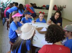 Grupo Mentes Iluminadas aprende e se diverte no espaço verde