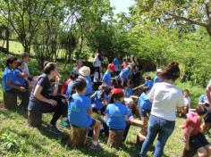 Grupo Mentes Iluminadas aprende e se diverte no espaço verde