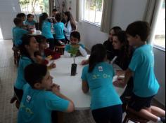 3º ano D plantando no Espaço Verde