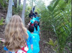 3º ano D plantando no Espaço Verde