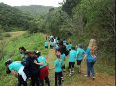 3º ano D plantando no Espaço Verde