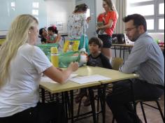 Dia de entregar materiais e conhecer a nova professora!