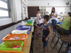 Dia de entregar materiais e conhecer a nova professora!