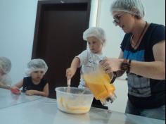 Bolo de cenoura  na Turma do Maternal