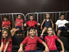 Segundos anos assistem teatro no SESC