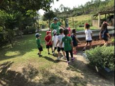 Grupo Folha, Mar e Peixes aprendendo e brincando no Espaço Verde