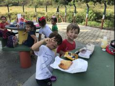 Grupo Folha, Mar e Peixes aprendendo e brincando no Espaço Verde