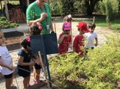 Grupo Folha, Mar e Peixes aprendendo e brincando no Espaço Verde