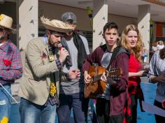 Sábado de Festa Junina!