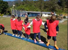 2º ano E e 3º ano E participam de aula de campo no Espaço verde com o LEAS