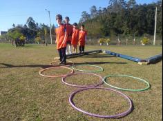 2º ano E e 3º ano E participam de aula de campo no Espaço verde com o LEAS