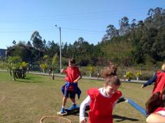 2º ano E e 3º ano E participam de aula de campo no Espaço verde com o LEAS