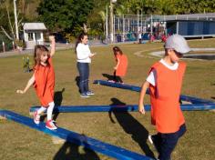 2º ano E e 3º ano E participam de aula de campo no Espaço verde com o LEAS