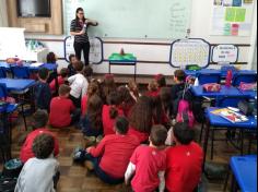 Experiência no 2º ano: vulcão em erupção