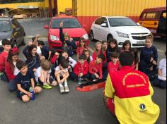 2º ano C visita o Corpo de Bombeiros