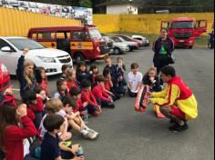 2º ano C visita o Corpo de Bombeiros