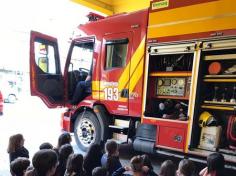 2º ano C visita o Corpo de Bombeiros