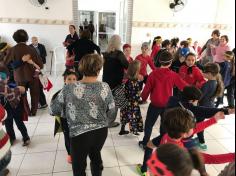 2º ano C visita o Centro de Convivência do Idoso