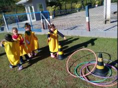 Grupos Floresta e Semear no Espaço Verde