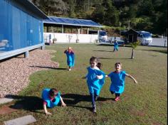 Grupos Floresta e Semear no Espaço Verde