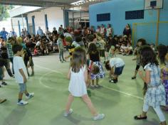 Educação Infantil e 1ºs anos brilham na Assembleia Geral