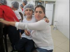 Culinária com mãe no 2º ano C