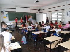 Mamães continuam fazendo oficinas no 5º ano B