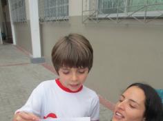 Caçando tesouros com a mamãe Fernanda