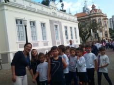 1ºs anos visitam pontos turísticos de Itajaí