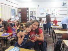 4º ano D aprendendo sobre indústria