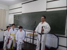 Papais ensinam karatê ao 2º ano C