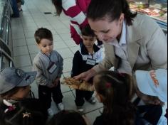 Grupo Heróis visita o Mercado Público