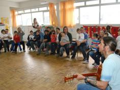 Grupo Super Leitores homenageia os pais