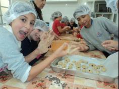 4ºB faz deliciosos Cookies!