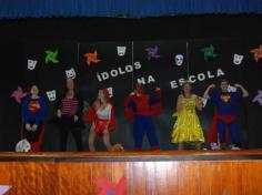 Ídolos na Escola